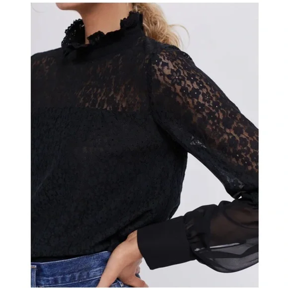 TUCKERNUCK Black Lace Rosalee Blouse NEW
